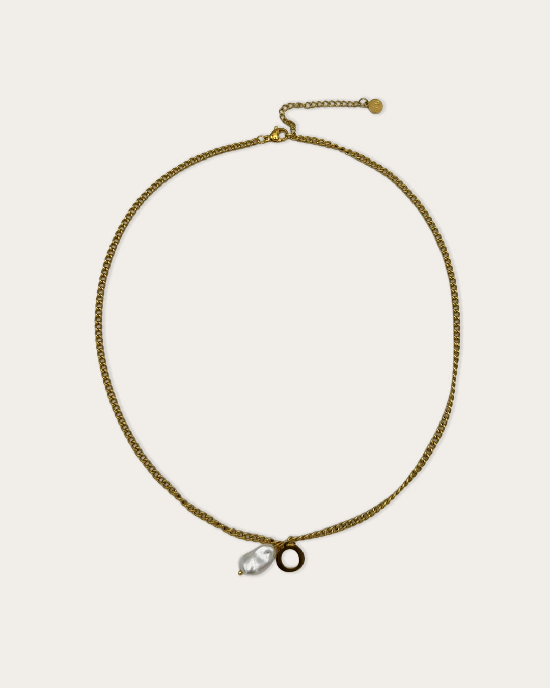 Initial O pearl necklace - Goud