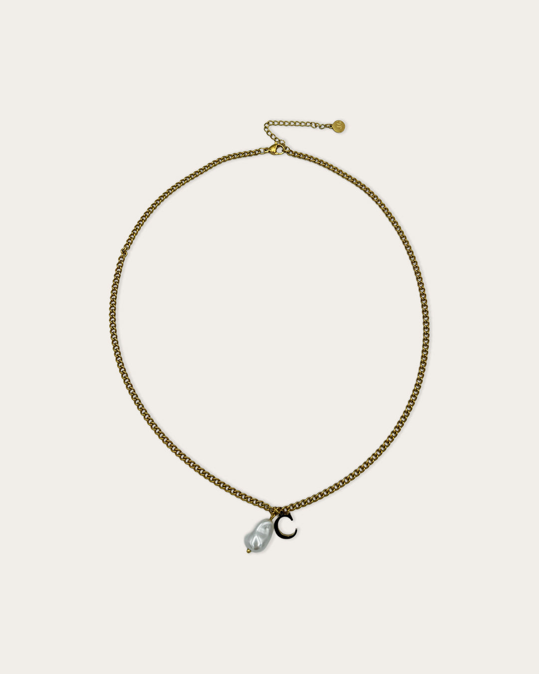 Initial C pearl necklace - Goud